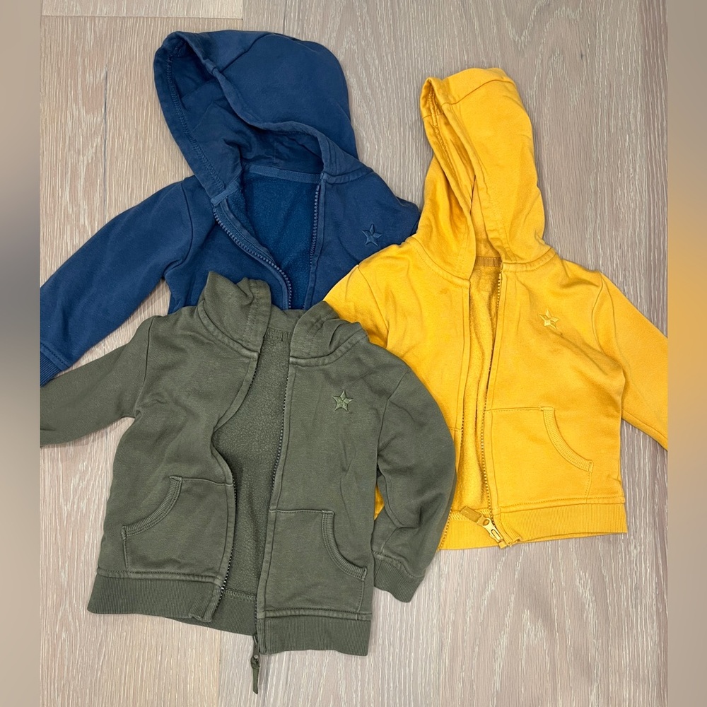 Primark. 3 zipped hoodies. Boys size 12-18 months. GUC